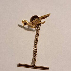Vintage Gold Tone Road Runner With Red Eye Tie Tack